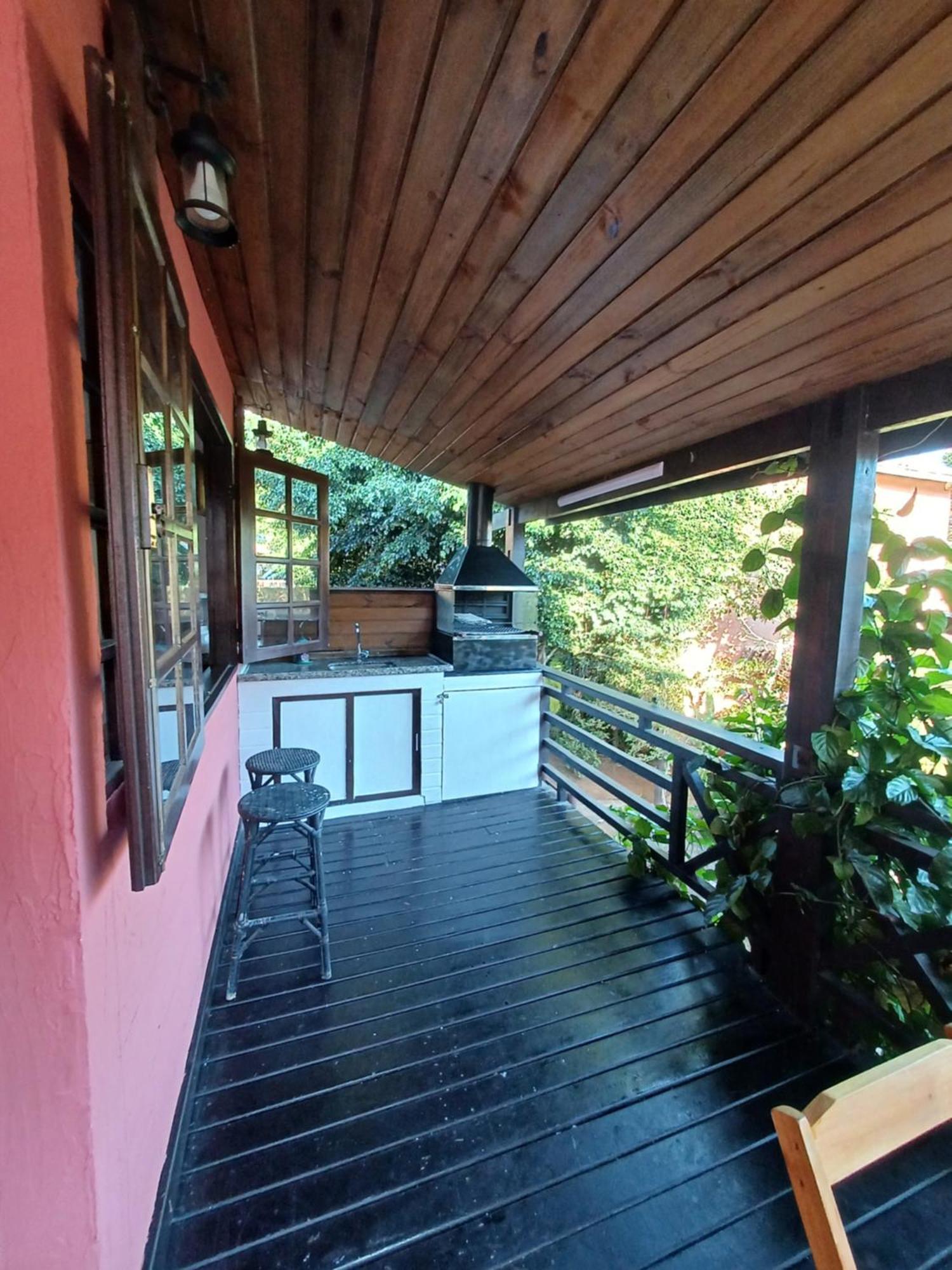 De Frente Piscina * Ilhabela