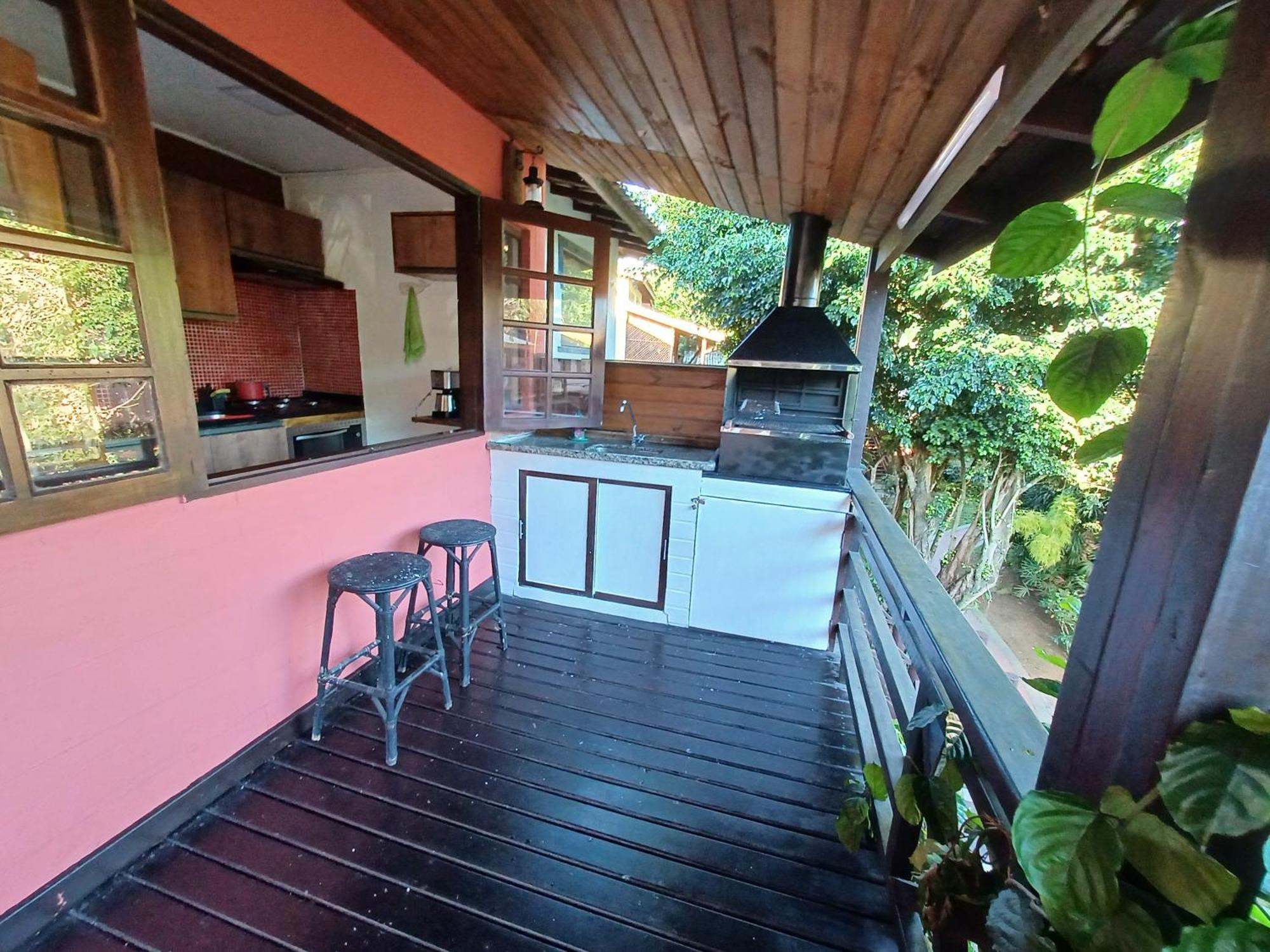 De Frente Piscina * Ilhabela